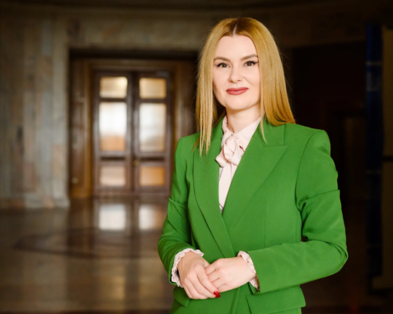 Simina Tulbure